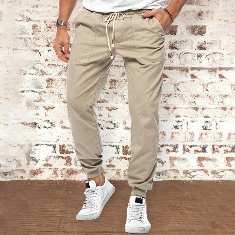 Pantaloni casual uomo Valstrend shop, larghi e affusolati, tessuto morbido e comodo, stile casual e moderno.