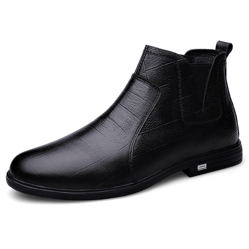 Stivaletti in pelle Valstrend, stile leisure, con suola robusta e design casual, visibili in questa immagine.