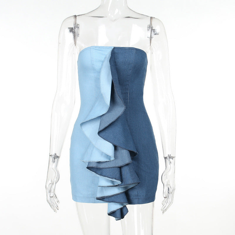 Vestito donna Valstrend con volant, patchwork colorato a contrasto, stile femminile e alla moda.