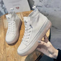 Scarpe da donna Valstrend in bianco con lacci, casual e traspiranti, ideali per stile e comfort quotidiano