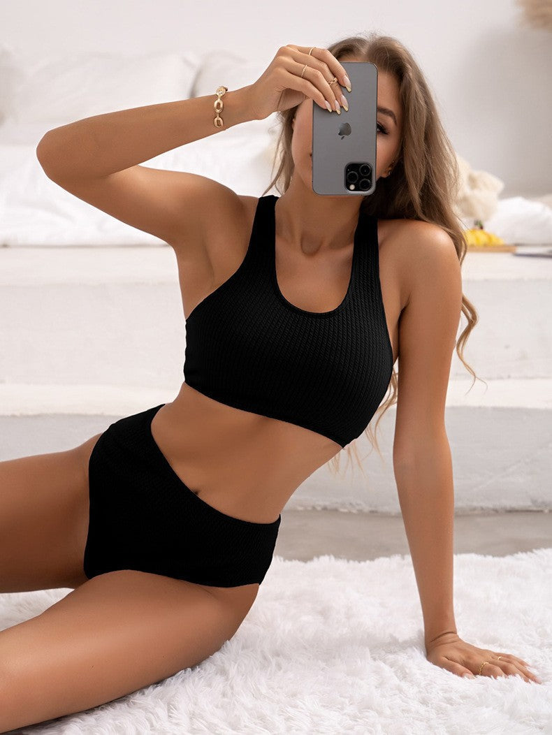 Bikini donna Valstrend, slip a vita alta con scollo a U e schiena scoperta, con spacco e design elegante per l'estate.