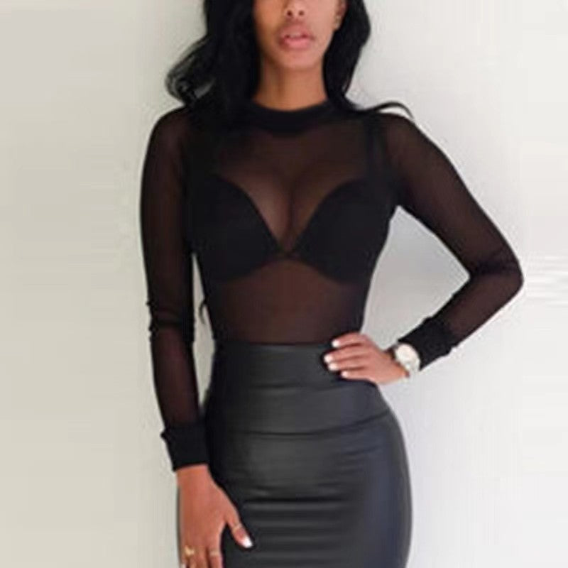 Maglia a maniche lunghe donna Valstrend, tessuto elasticizzato a rete ultra sottile e aderente, stile elegante e moderno.