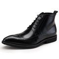 Stivali in pelle intagliata stile britannico Valstrend, scarpe da uomo con dettagli artigianali e design elegante.