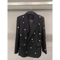 Beaded love three-dimensional black suit di Valstrend, dettagli elegante e moderno, vista frontale del completo.