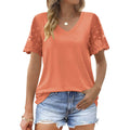 Maglietta donna a maniche corte V-neck, vestibilità slim e comoda, marchio Valstrend, tessuto leggero e morbido.