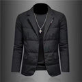 Giacca casual calda in cotone da uomo, stile trendy e moderno, di marca Valstrend, vista frontale su sfondo neutro.