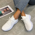 Scarpe da corsa femminili Valstrend in mesh traspirante, con design elegante e leggerezza per il running quotidiano.