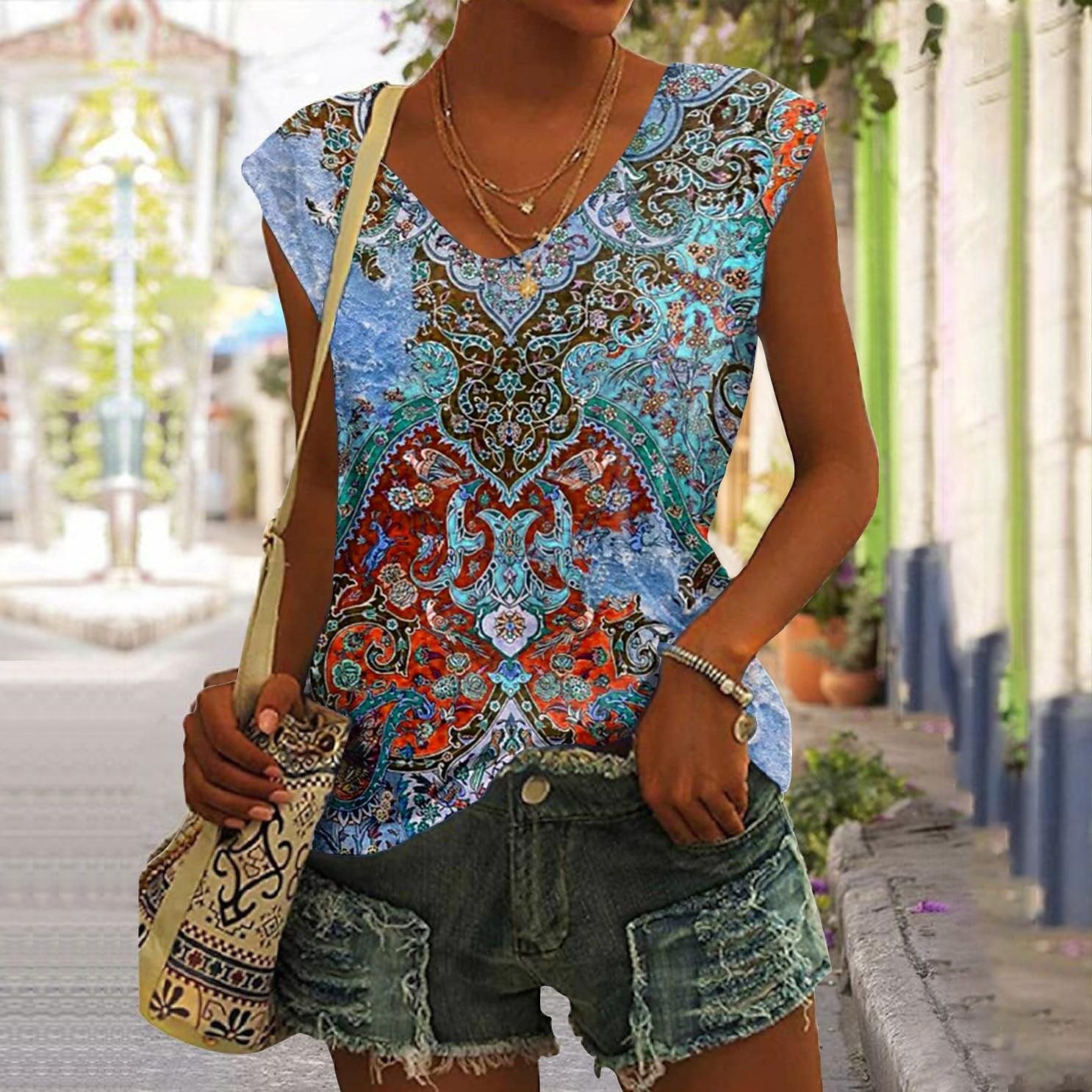 Maglietta donna Valstrend con scollo a V, stampa vintage architettonica, tessuto morbido e stile casual
