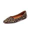 Scarpe Valstrend vintage con stampa leopardo, punta affilata e suola morbida, stile versatile e alla moda.