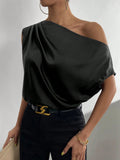 Gilet femminile Valstrend con colletto diagonale, pinched e plissettato, design asimmetrico, moda elegante e moderna.