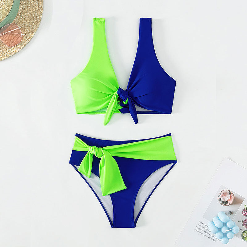 Costume bikini patchwork da donna con cintura e coppa torace, stile estivo e alla moda, marca Valstrend Shop.