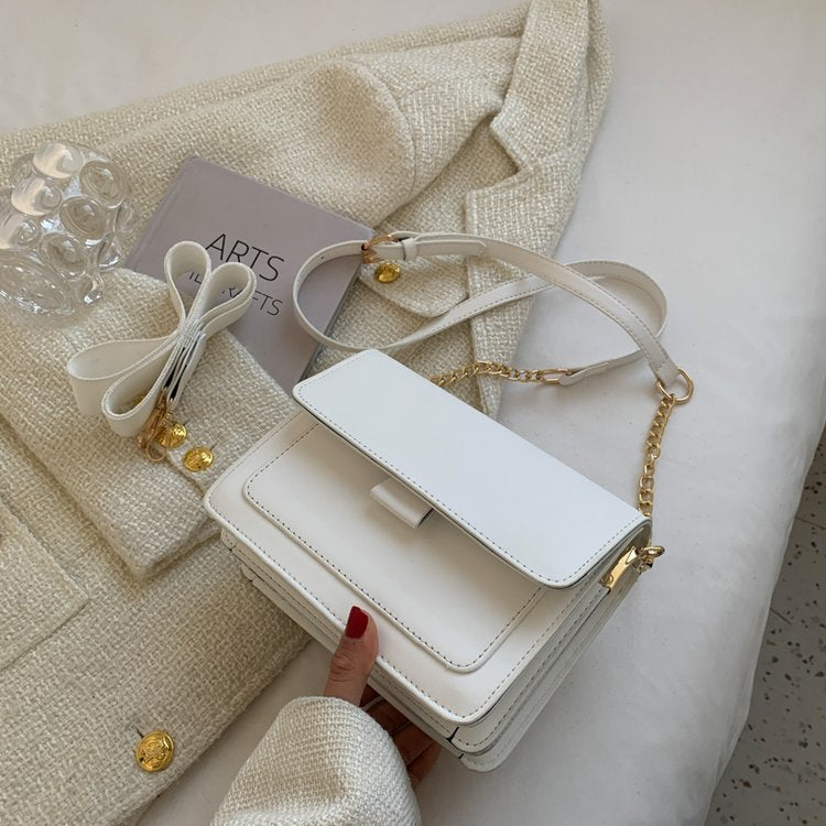 Borsa a tracolla Valstrend, tracolla a catena fashion, piccola e quadrata, ideale per uso quotidiano e stile moderno