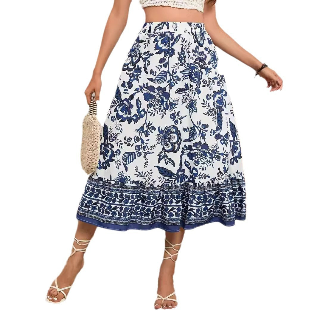 Gonna a-line in porcellana blu e bianca con stampa bohemien, gonna Valstrend in stile elegante e casual.