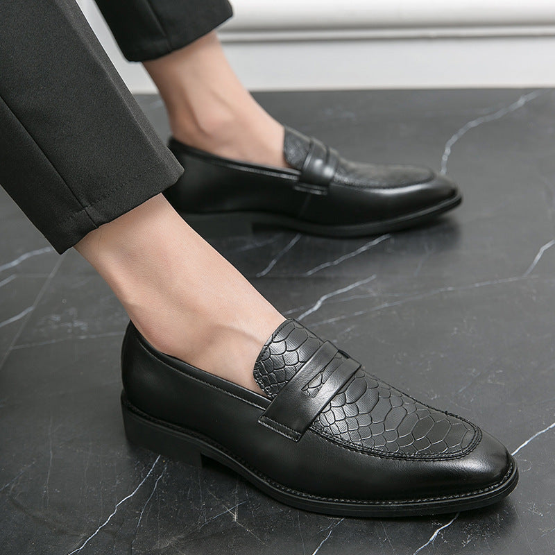 Scarpe slip-on casual in pelle stile britannico e coreano, marca Valstrend, con design elegante e comodo.