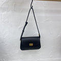 Borsa a tracolla Valstrend in stile casual autunno e inverno, piccola, quadrata, con manico sottoarmato e design versatile.