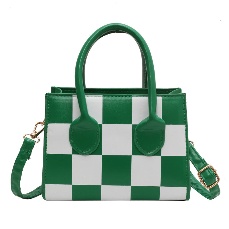 Borsa personalizzata Trendy Contrast Color Valstrend con dettagli in colori contrastanti e design alla moda.