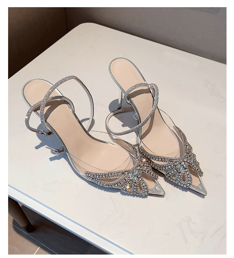 Sandali da donna Valstrend con cristalli e farfalla, perfetti per sera e abiti eleganti, con dettagli di diamanti e design raffinato