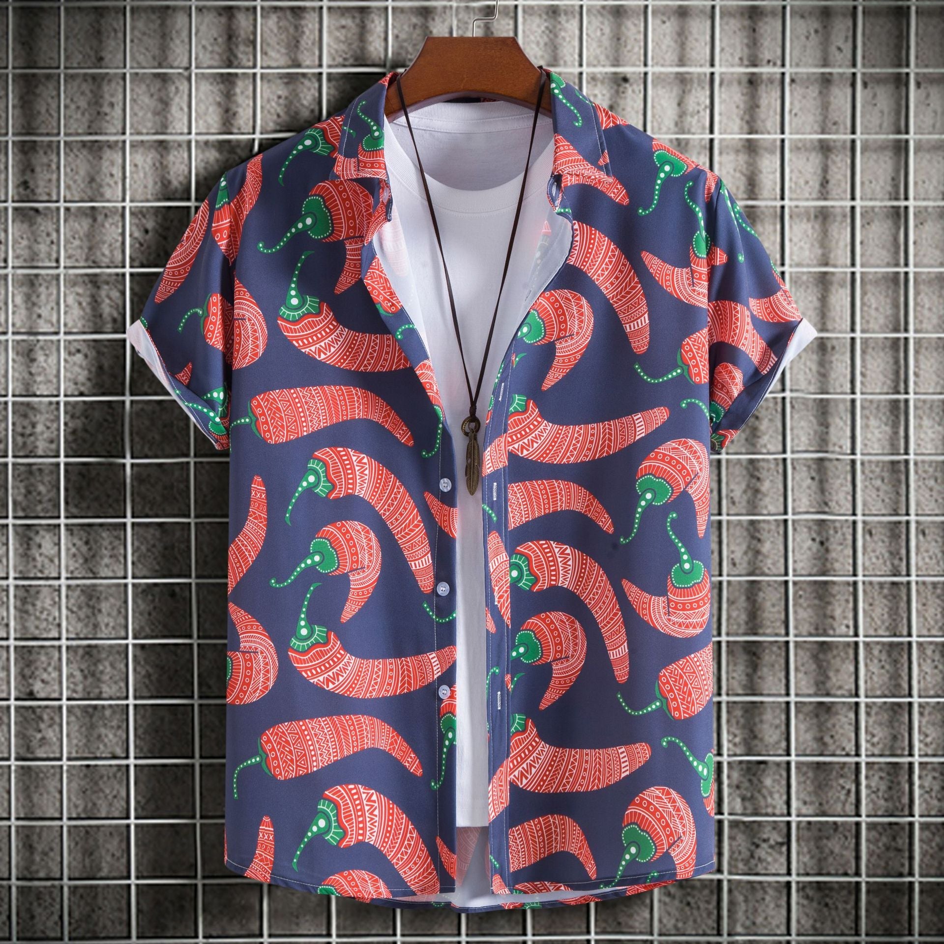 Camicia uomo slim fit con stampa a maniche corte, tessuto leggero e moderno, marca Valstrend shop.