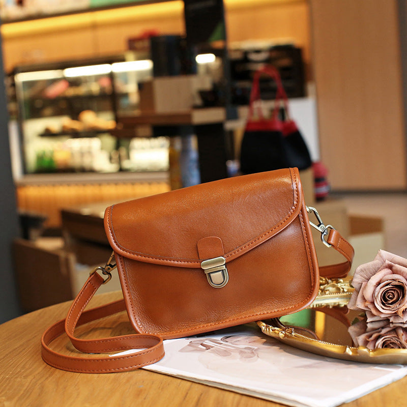 Borsa messenger donna in pelle autentica grande capacità, stile elegante e moderno di Valstrend shop.