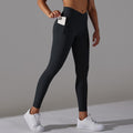 Pantaloni sportivi Valstrend Nude Feel con vita alta, tasche laterali e tessuto elasticizzato per fitness e allenamenti.