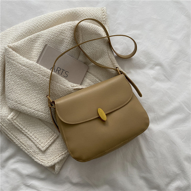 Borsa a spalla casual retrò da donna Valstrend, con design elegante e dettagli vintage, perfetta per look quotidiani.