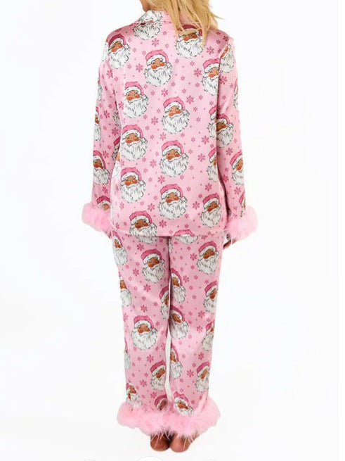 Pigiama casual da donna Valstrend in raso stampato con Babbo Natale, comodo e elegante per le festività natalizie.