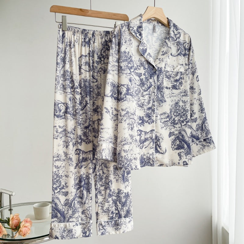 Pigiama donna Valstrend in seta di ghiaccio a maniche lunghe, comodo e elegante, ideale per il relax domestico.