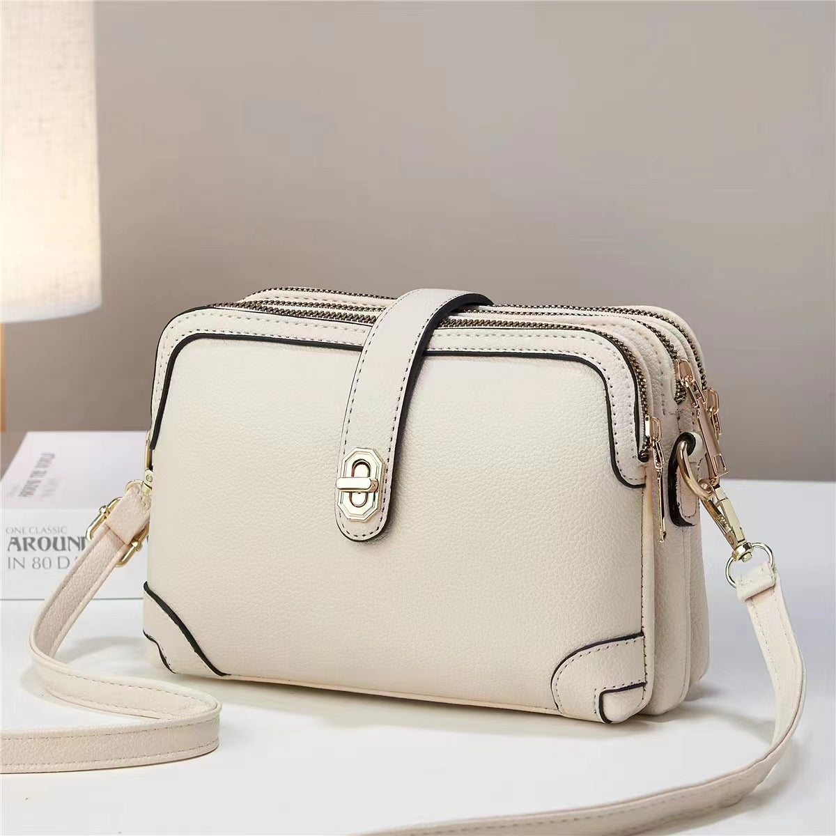 Borsa a tracolla multi-strato in pelle morbida con motivo lychee, stile occidentale, piccola e funzionale, di marca Valstrend.