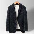 Giacca casual da uomo in ciniglia Valstrend, stile semplice e comodo, mostra il design elegante e il tessuto morbido.