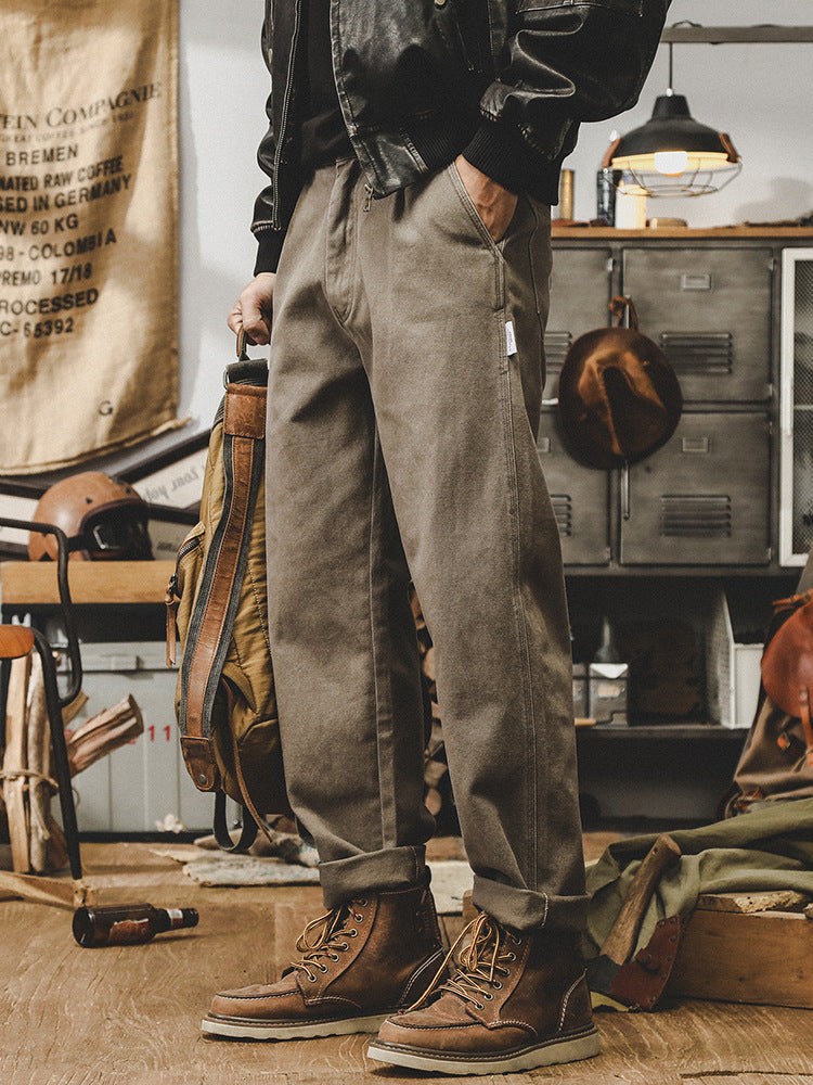 Pantaloni casual da donna Valstrend in stile loose e dritto, ideali per un look comodo e versatile, visibili in questa immagine.