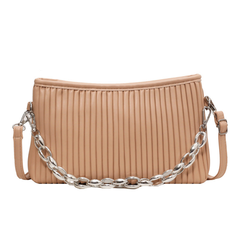 Borsa a tracolla da donna Valstrend con plissettature texturizzate e catena, stile messenger elegante e alla moda