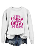 Maglione plus size Valstrend con stampa "Yes I Know I Look Like My Mom" in stile fashion, dettaglio visibile dell'immagine.