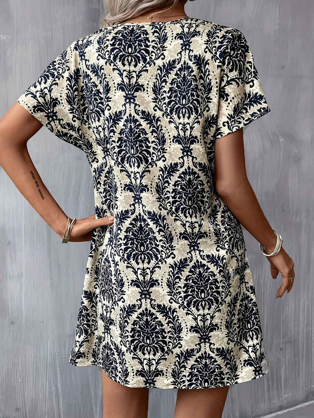 Allover Print Batwing Sleeve Dress, Casual Loose Dress For Summer & Spring, Women's Clothing