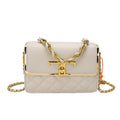 Borsa a spalla elegante Valstrend con catena diamantata, design raffinato e stile sofisticato, vista frontale con dettagli lucidi.