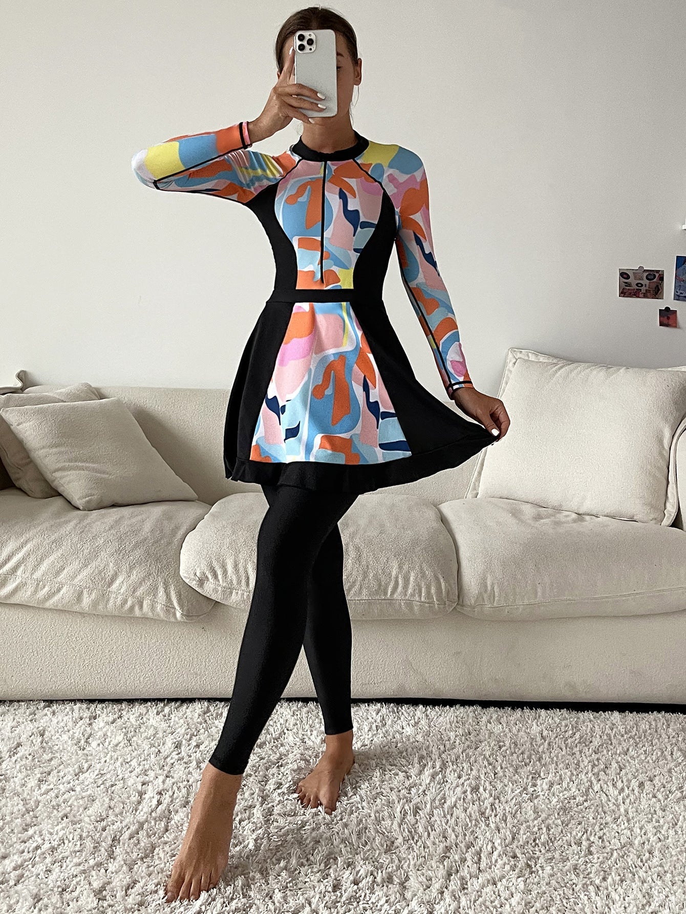 Costume da bagno conservatore stampato, completo a tre pezzi, modello completamente coprente, di Valstrend Shop.
