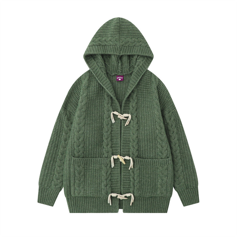 Cardigan con cappuccio Valstrend, maglione jacket con bottoni a campana Twist Horn, stile casual e comodo, vista frontale.