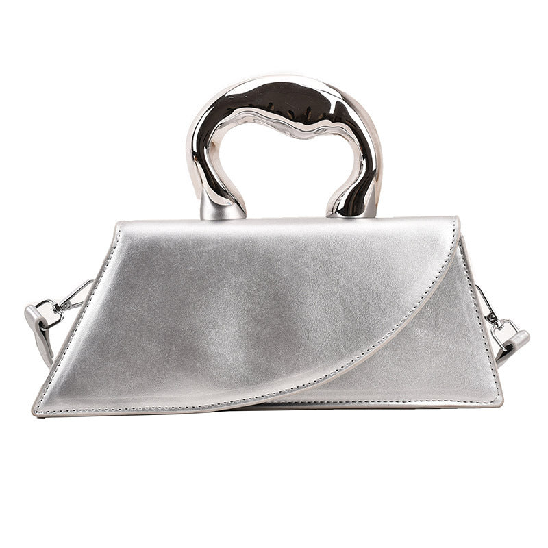 Borsa a tracolla donna Valstrend, in PU nero, elegante e versatile, con tracolla regolabile e dettagli moderni.