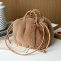Borsa a mano in peluche Valstrend, versatile, con pieghe e design a nuvola, per donna, elegante e morbida.