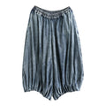 Jeans donna a gamba larga, cropped, ampi e morbidi, marca Valstrend, visibili sui pantaloni in denim chiari e casual.