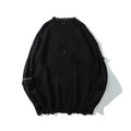 Maglione girocollo in lana Valstrend con ricamo, vestibilità ampia e stile casual, visibile in primo piano.