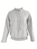 Maglione casual a maniche lunghe in maglia tinta unita Valstrend, vista frontale, morbido e comodo, colore neutro.