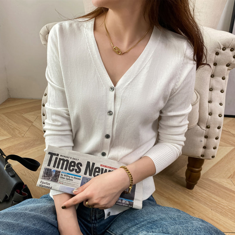 Cardigan Valstrend a girocollo con vestibilità ampia e fondo morbido, perfetto per look casual e comodi.