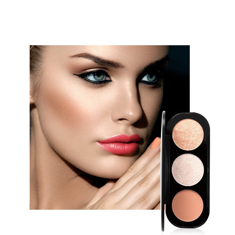 Palette di blush Valstrend Highlight Repair con tonalità luminose e pigmentate, perfetta per un trucco naturale e radioso.