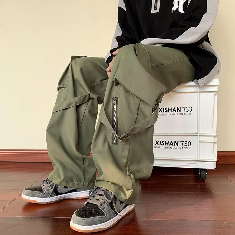 Pantaloni cargo da uomo Valstrend shop, pantaloni dritti e larghi con tasche, tessuto morbido e comodo, stile casual e versatile.