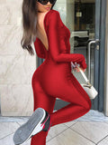 Completo jumpsuit donna Valstrend con collo ampio a U, maniche lunghe e taglio aderente, in tessuto elastico elegante.