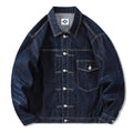 Cappotto casual in denim da uomo Valstrend, stile loose e trendy, visibile con dettagli e texture del tessuto in foto.