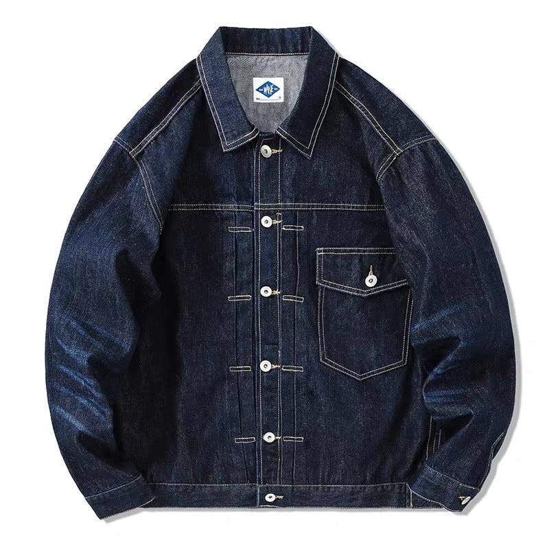 Cappotto casual in denim da uomo Valstrend, stile loose e trendy, visibile con dettagli e texture del tessuto in foto.