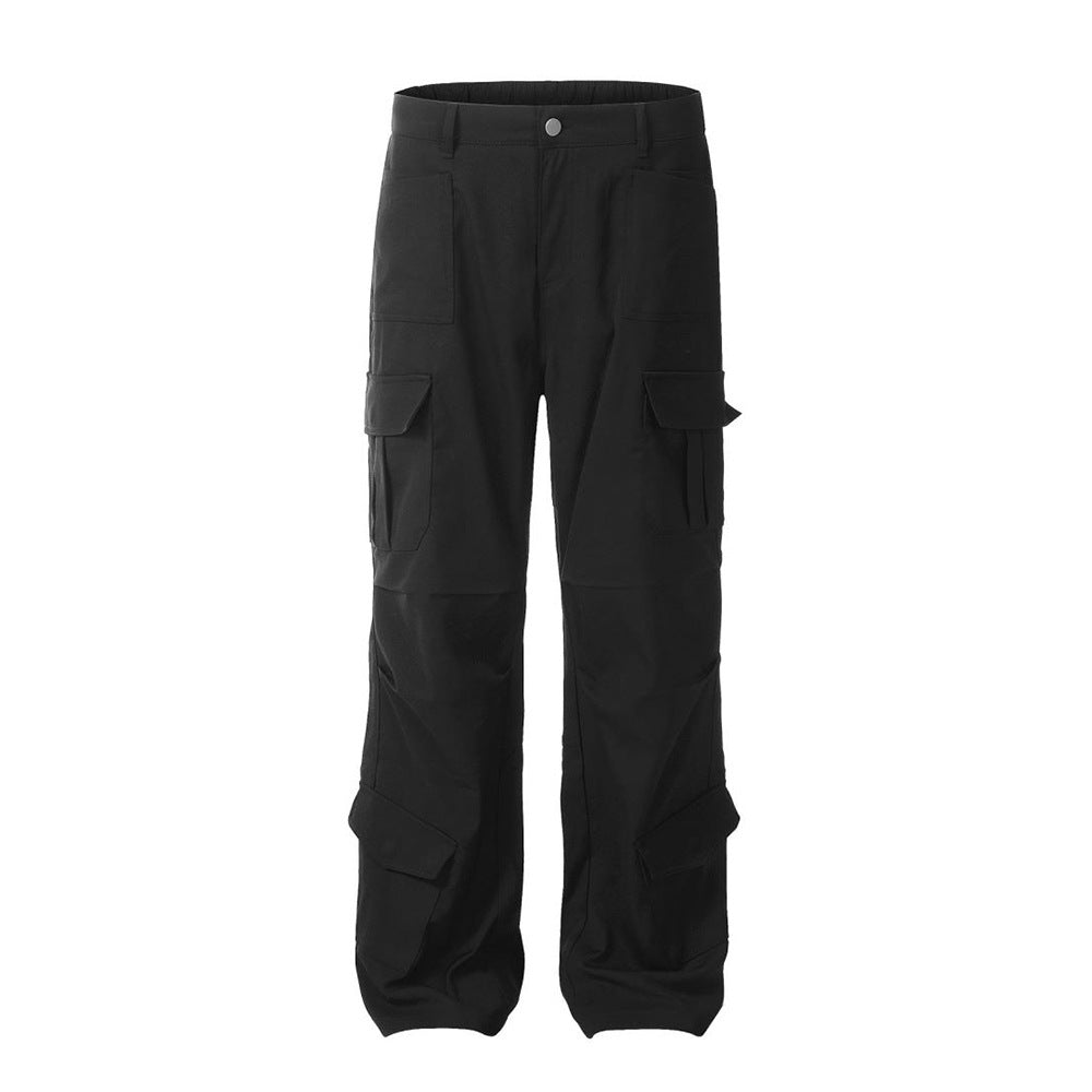 Pantaloni uomo Valstrend con design multi-tasche, pieghetti, vestibilità larga e gamba ampia, stile casual e comodo.