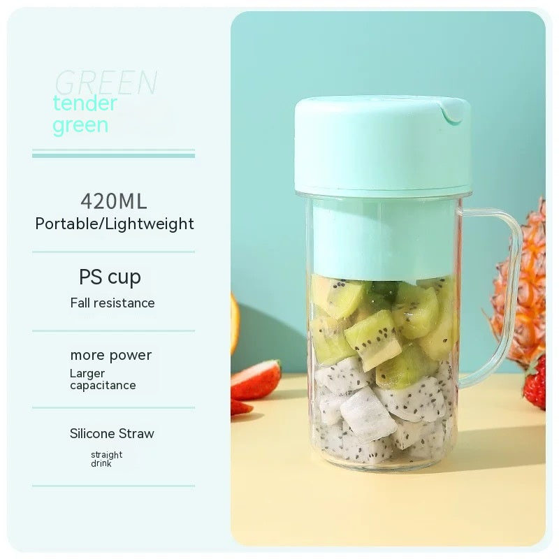 Mini frullatore portatile Valstrend, compatto e leggero, con contenitore trasparente e pulsante di accensione.