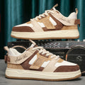 Scarpe da uomo Valstrend stile retrò casual, con suola bianca e design vintage, ideali per look informali e di tendenza.